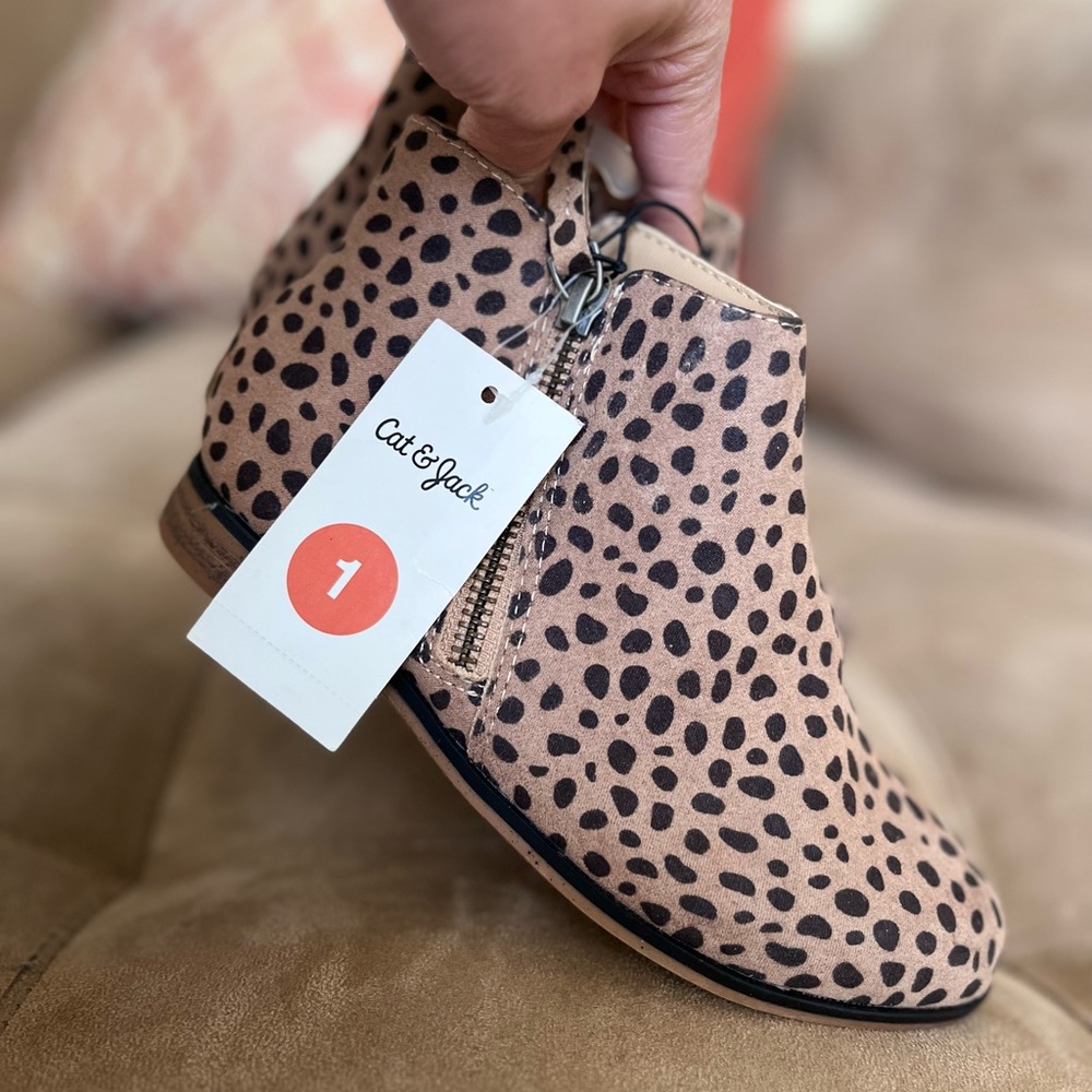 Cat & Jack Leopard Print Boots Size 1